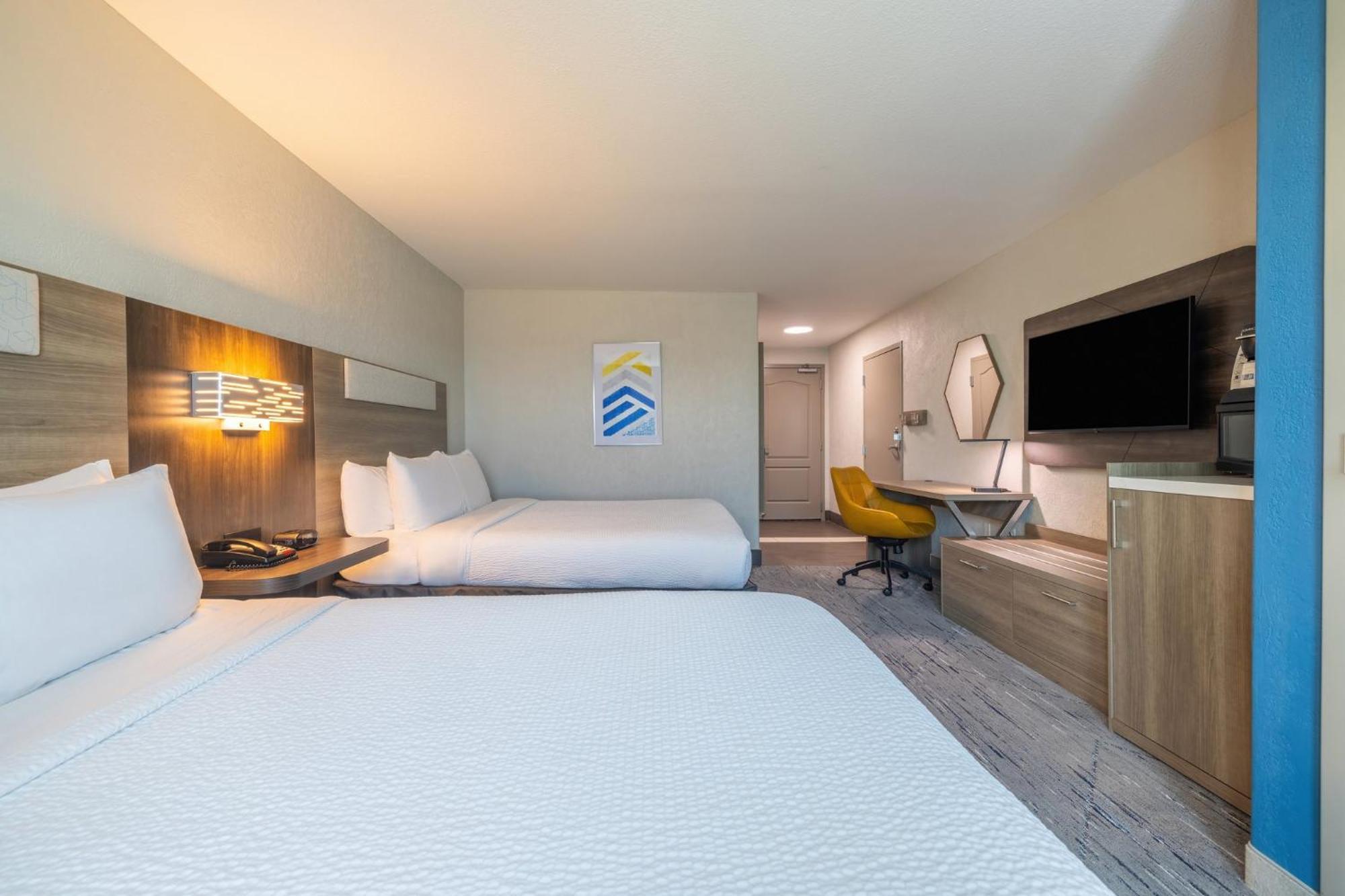 Holiday Inn Express & Suites Kansas City Airport By Ihg Eksteriør billede