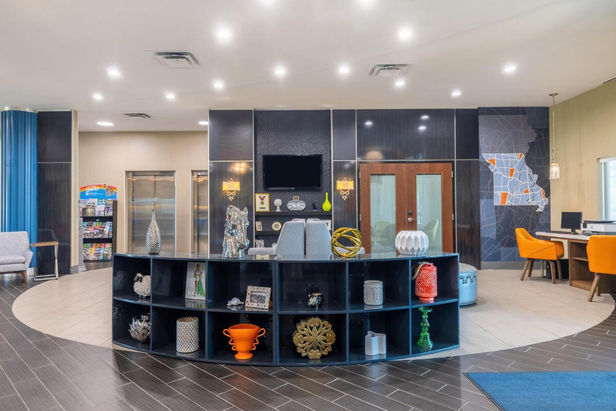 Holiday Inn Express & Suites Kansas City Airport By Ihg Eksteriør billede