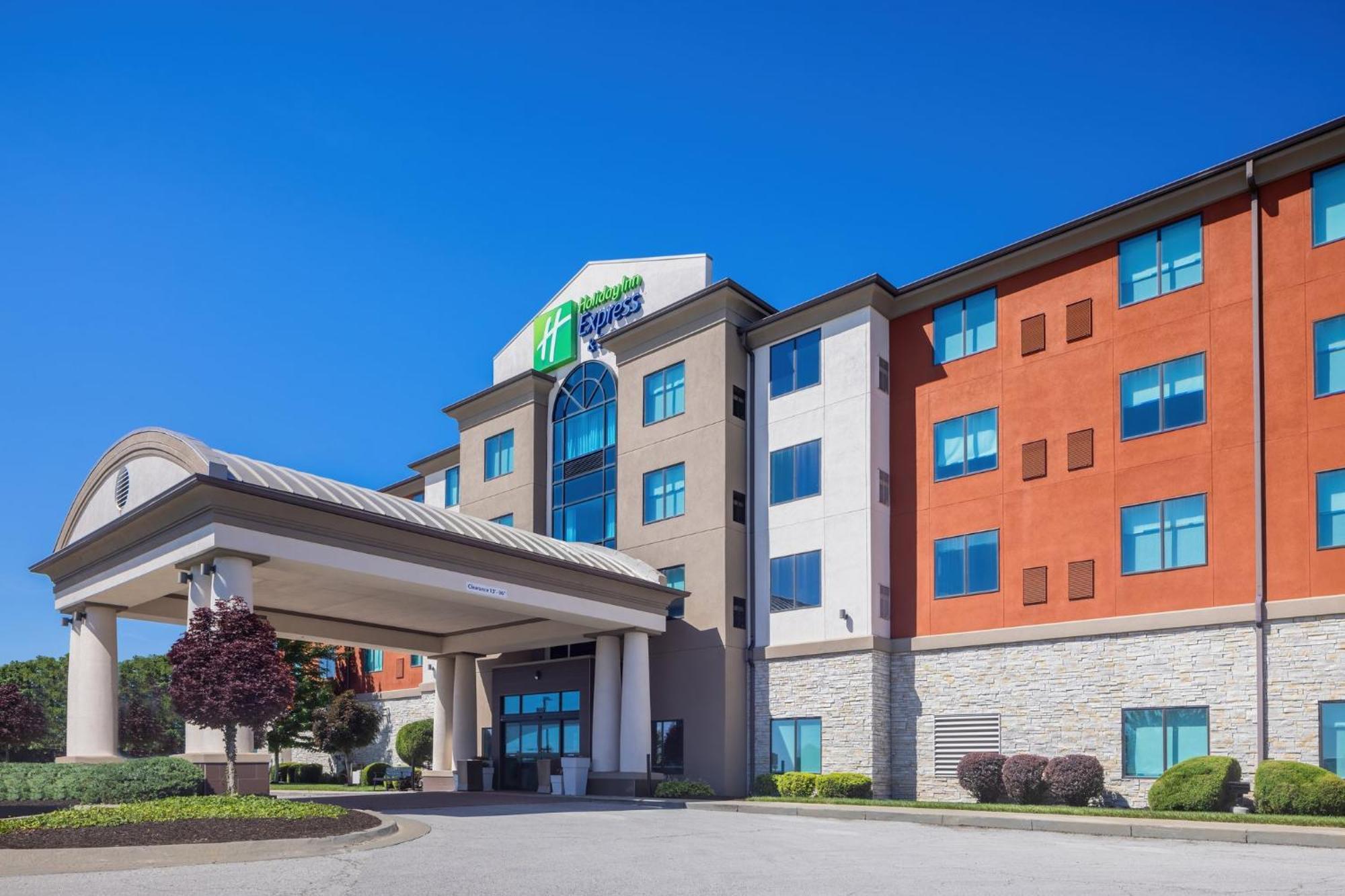 Holiday Inn Express & Suites Kansas City Airport By Ihg Eksteriør billede